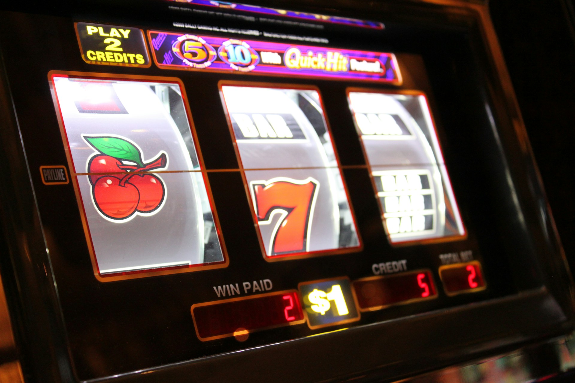 The Art and Animation Behind Slot Machines