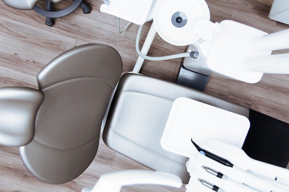 What To Look For in a Dentist