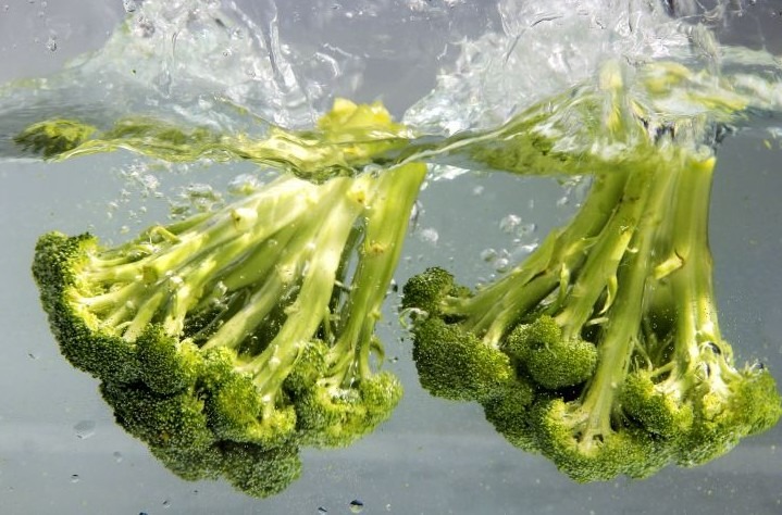 Broccoli in water