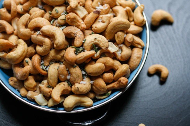 Cashews sprinkled with rosemary