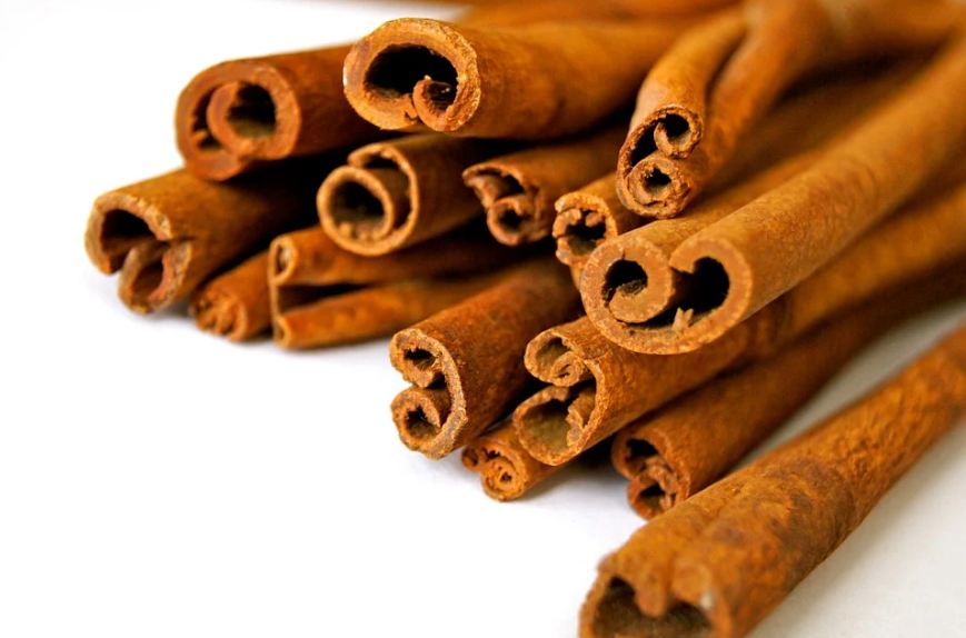 cinnamon-spice-food-cinnamon-stick
